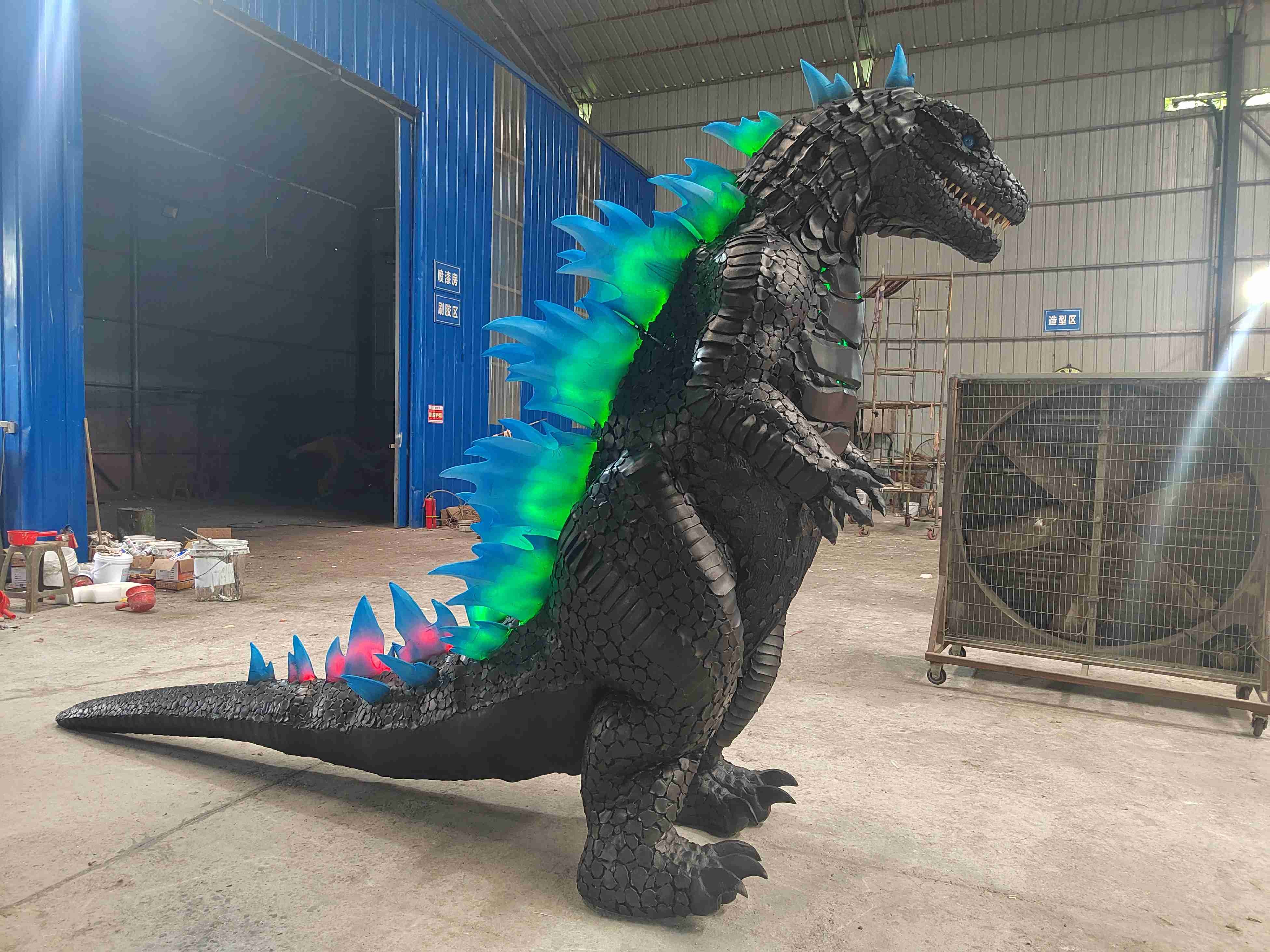 Adventure Park Carnival Parade Attractive Animatronic Realistic Godzilla Costume