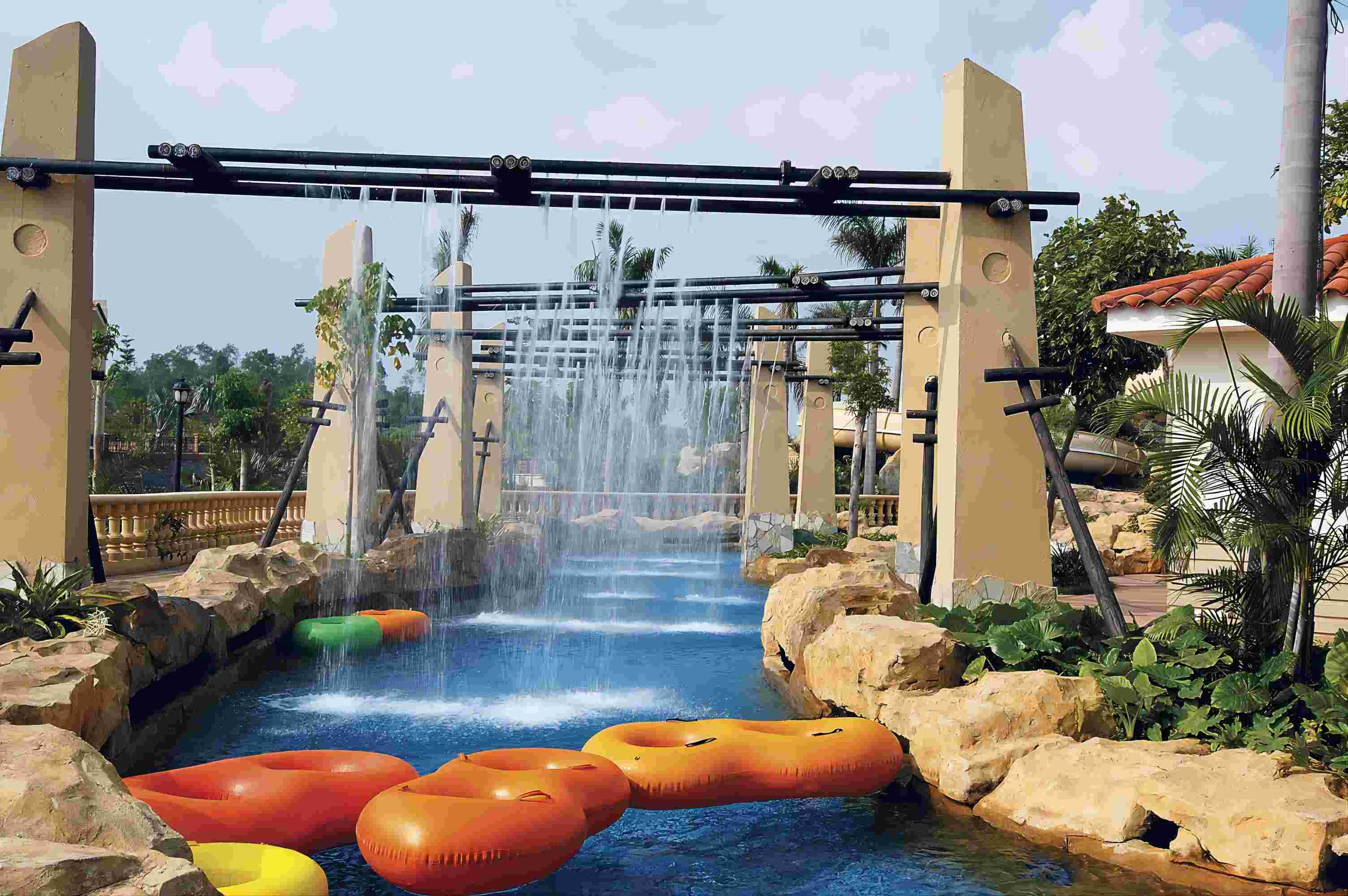 Giant Lazy River Swimming Pool Commercial Lazy River Equipment For Family