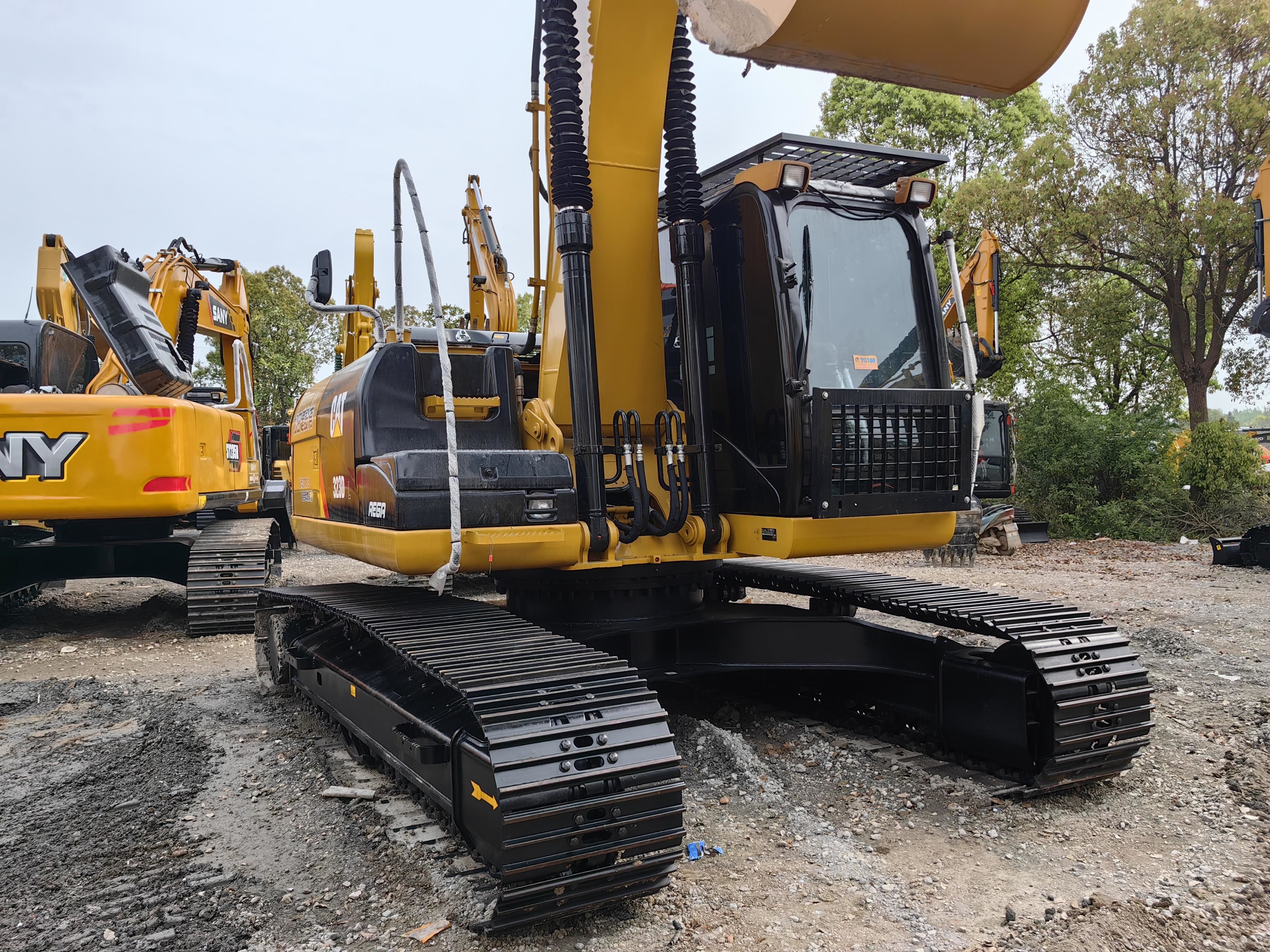 Mining Secondhand CAT 323D Excavator 23 Ton Used Earthwork Digger