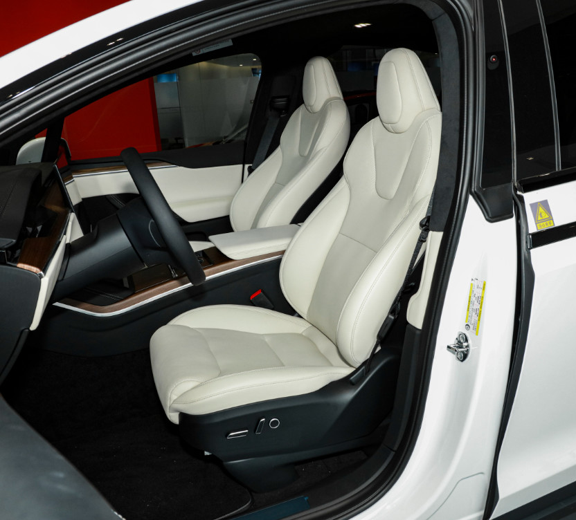 Tesla Model X Double Motors All-Wheel-Drive Version 700KM Ternary lithium battery SUV