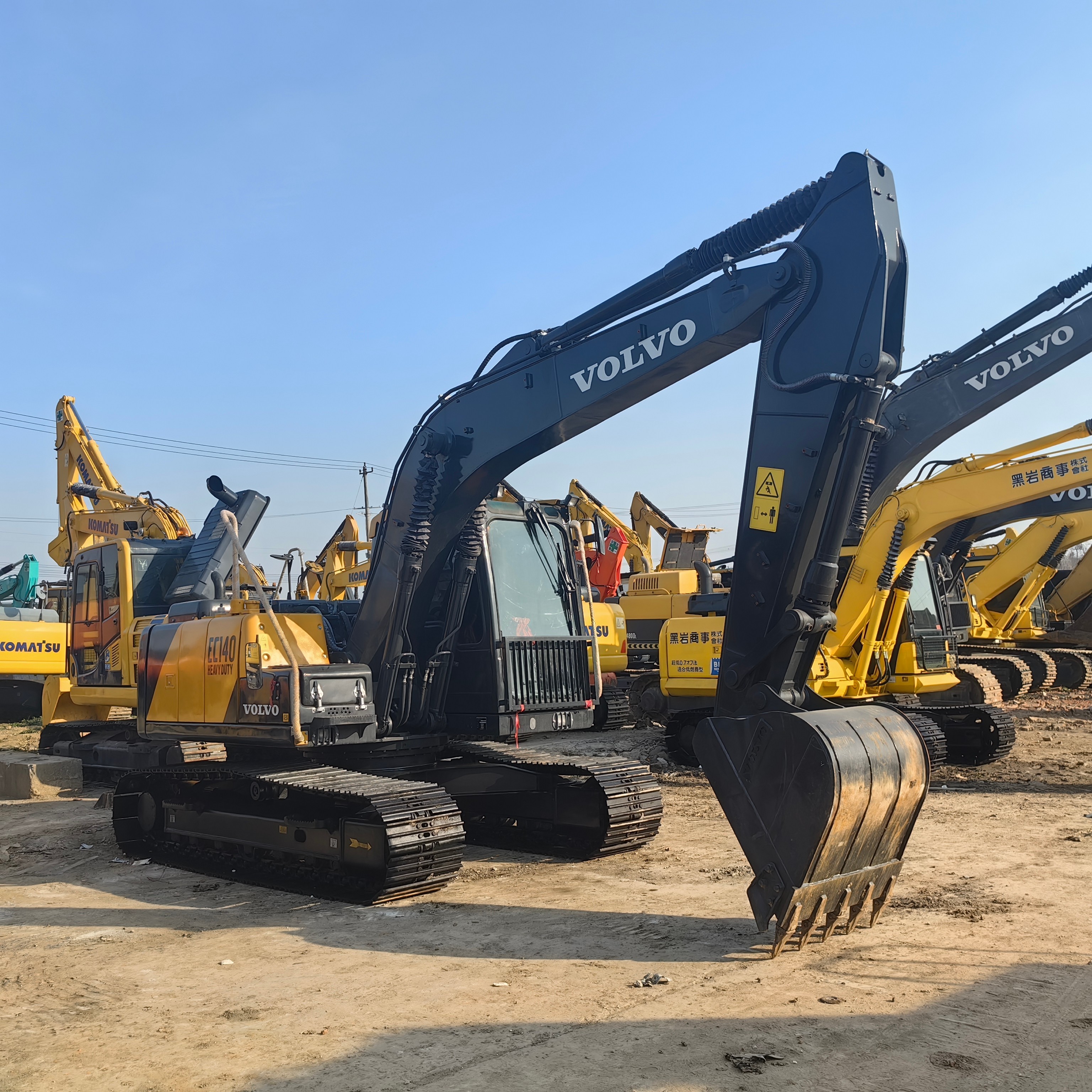 Original Import Used Excavator 14Ton Volvo Ec140 Machine Adopts Hydraulic Digger