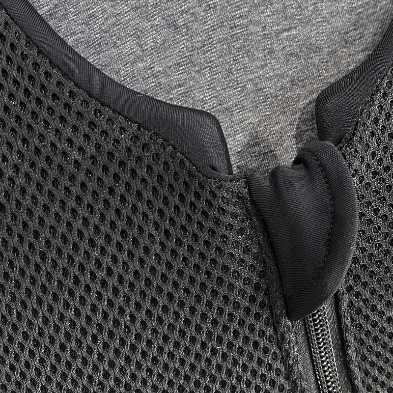 Black Horse Bits Horse Riding Vest The Must-Have for Equestrian Enthusiasts