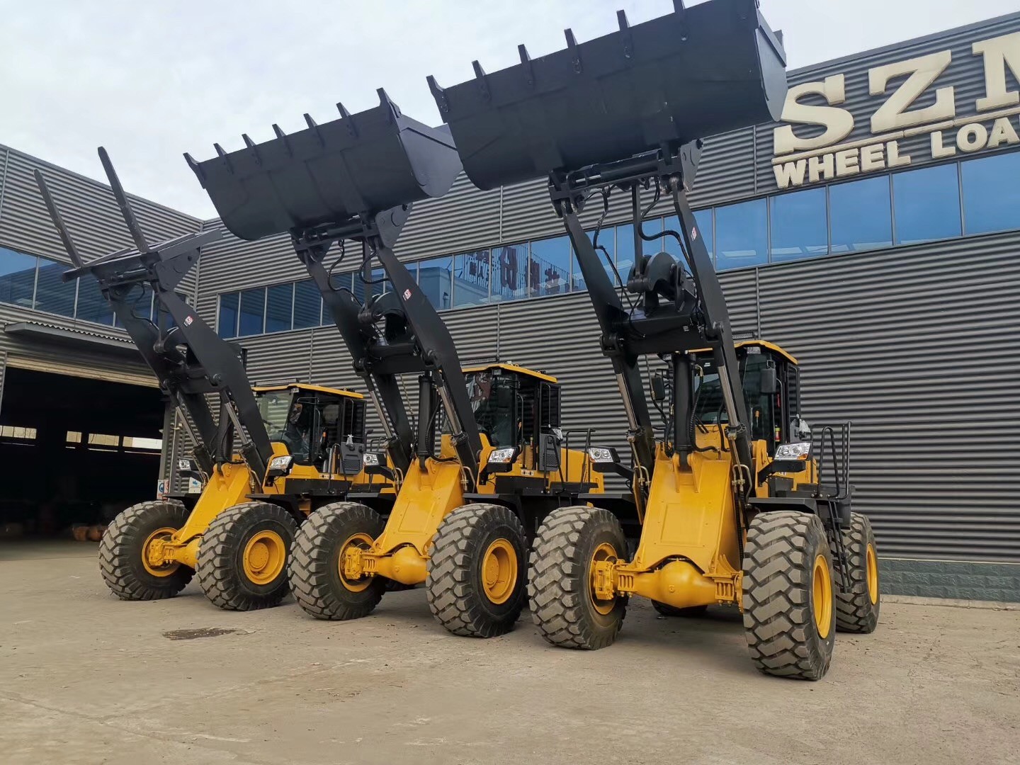 4 Wheel 2200rpm 5 Ton Wheel Loader With 3m3 Bucket SZM956L