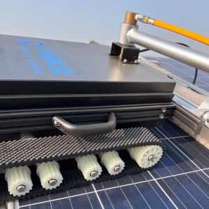US Currency Emerging Solar Cleaner Robot with 1100 mm Brush Head Lithium Battery
