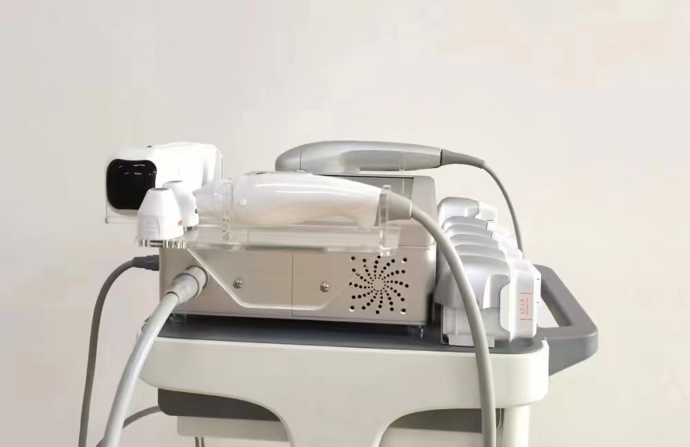 7D HIFU Beauty Machine Liposonic Vaginal Tightening Gold RF 3 In 1 Beauty Machine