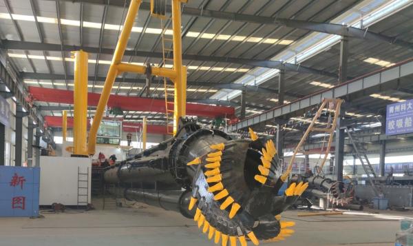 4500cbm river Gold Dredge Boat hydraulic cutter suction dredger gold mining