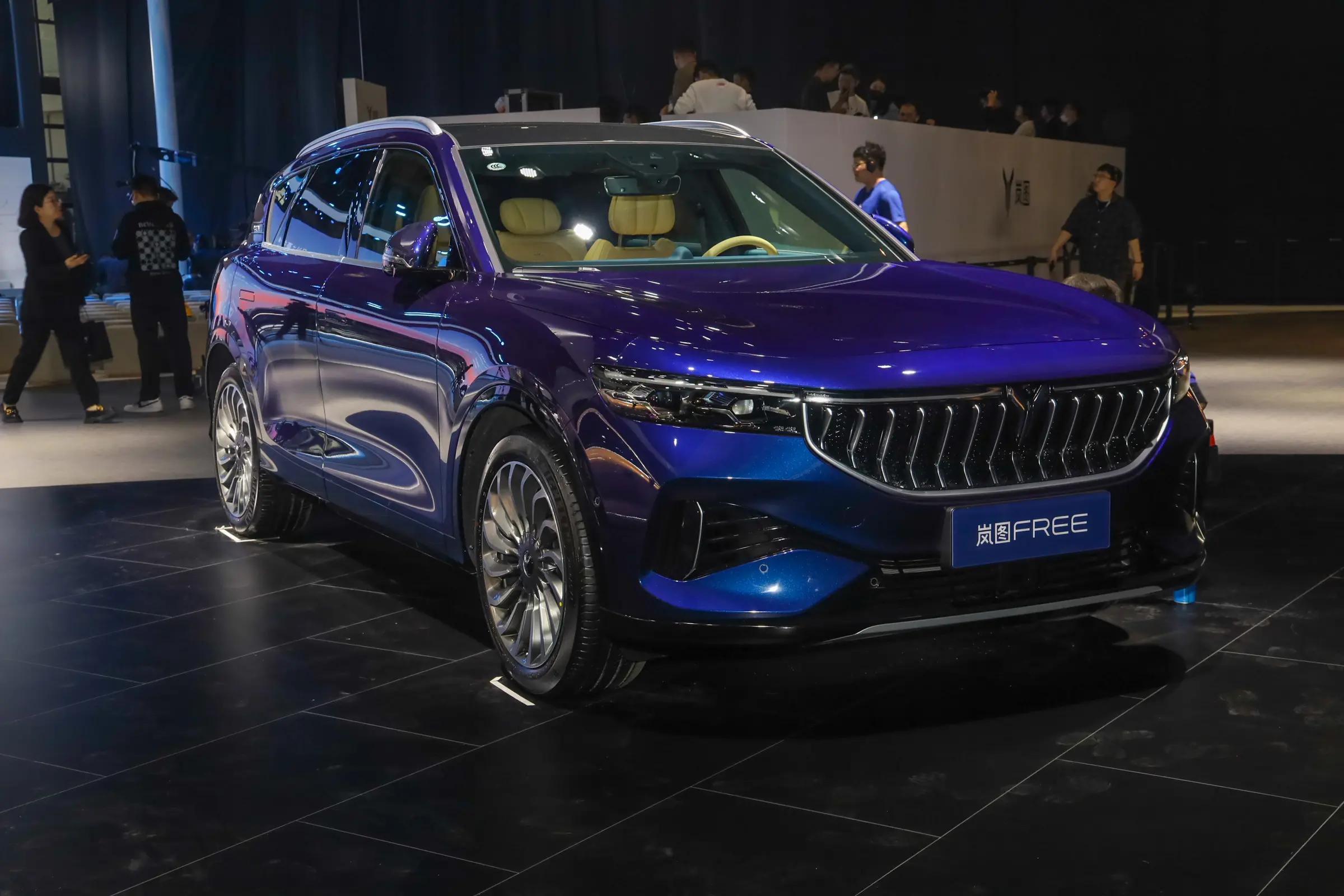 Pure Electric Black VOYAH FREE EV Suv with Ultra-long Endurance and Luxury Design 2023