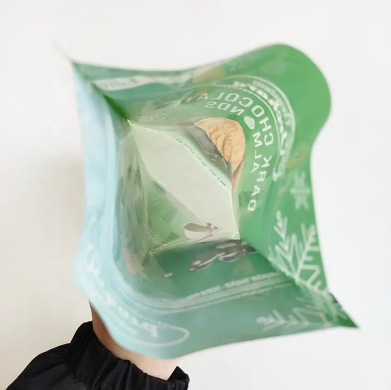 Custom Printing Stand Up Pouch Zipper Nut Package Plastic Snack Almonds Cashew Nuts Packaging Bags