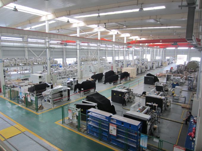 High Speed BOPP Plastic Film Slitter Rewinder Machine  With Margin Tracking System Used For Slitting Film 5
