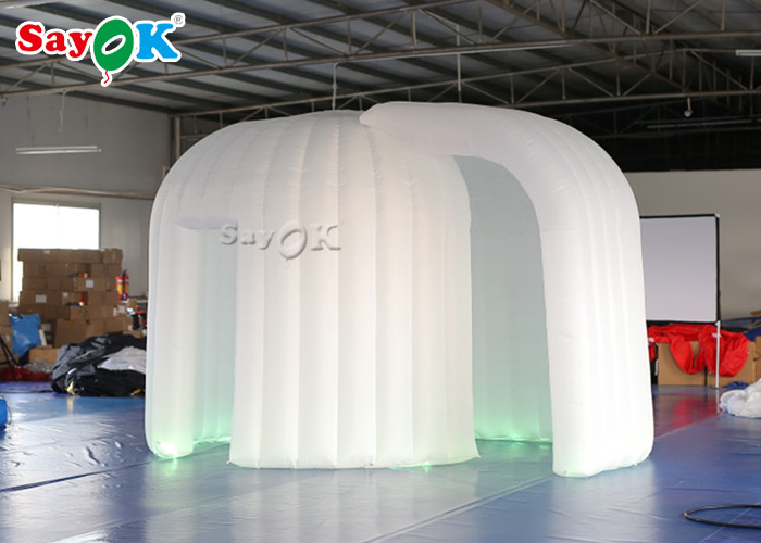 Christmas Photo Booth White Inflatable Photo Booth 4*3*2.4m With Air Blower And Remote Controller