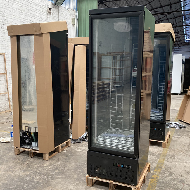 Commercial Vertical Glass Door Refrigerated Cooler For Supermarket