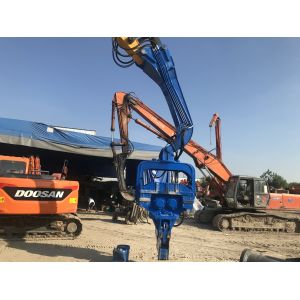 Flexible Control Sheet Pile Driving Machine High Construction Efficiency