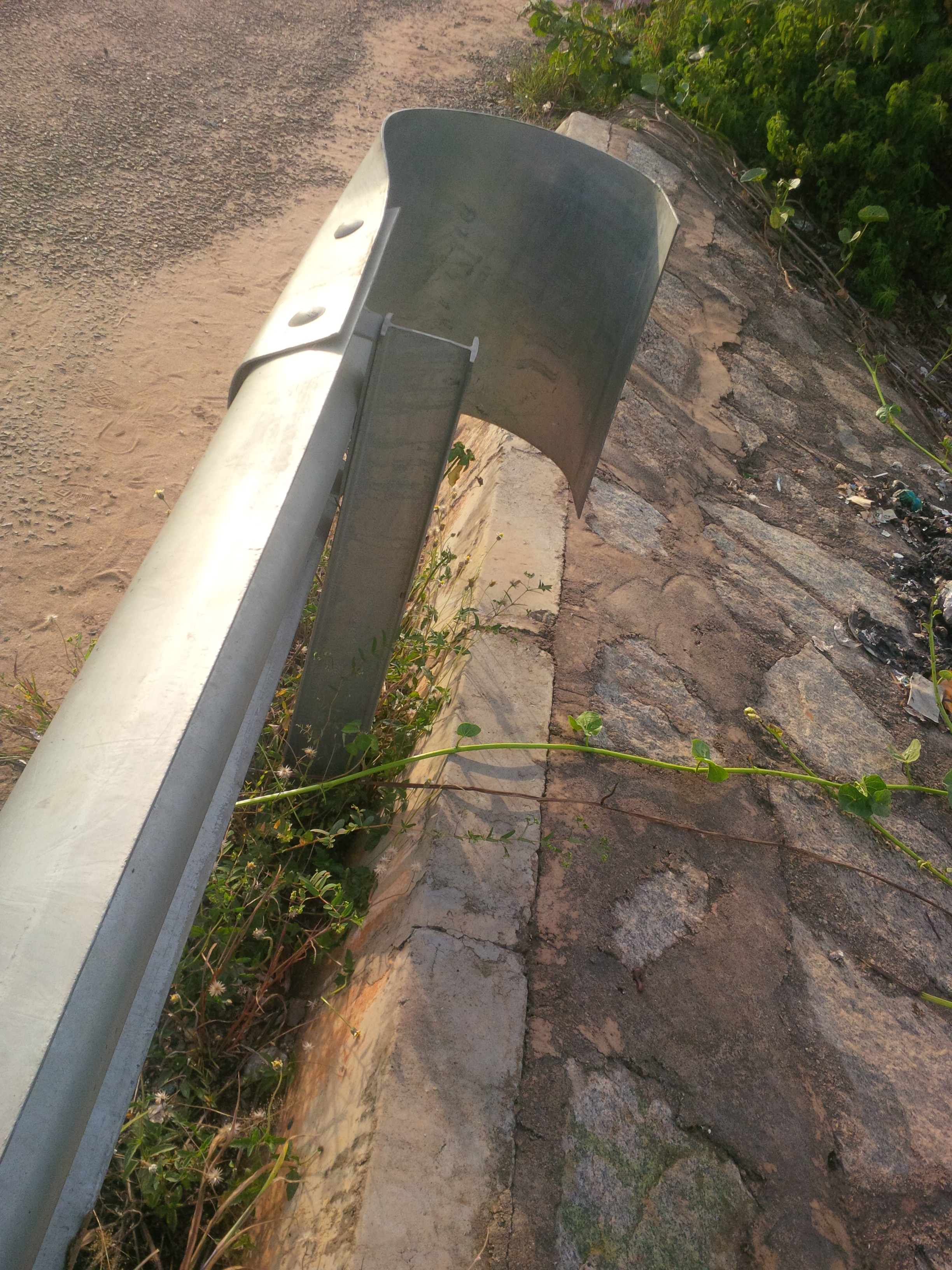 Road Traffic Safe Highway Guardrail Spacer and Posts for Anti-corrosion Road Safety