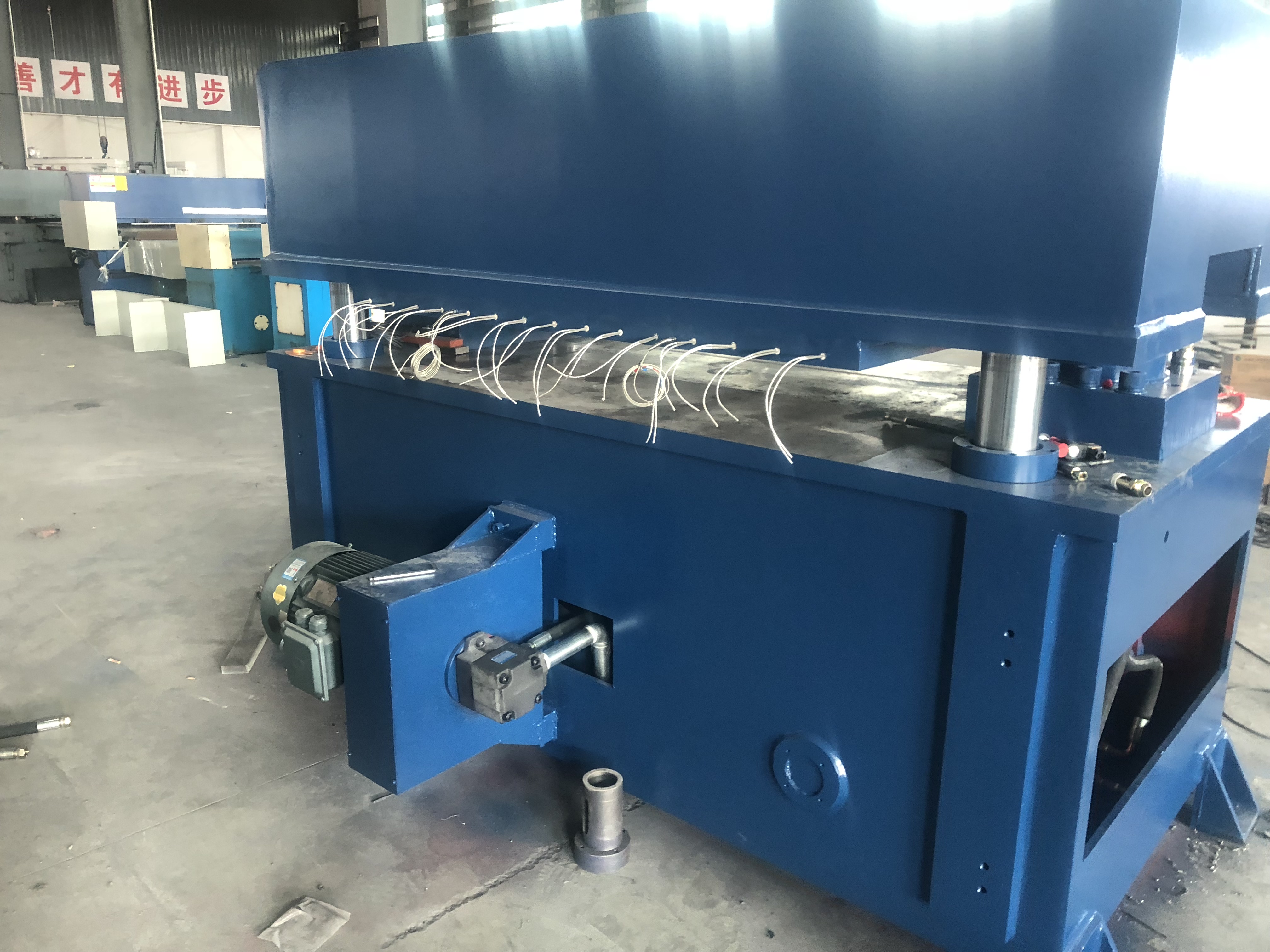 EPE Eva Packing Sponge Kitchen Cleaning Blister Die Cutting Machine with 8.5KW Power
