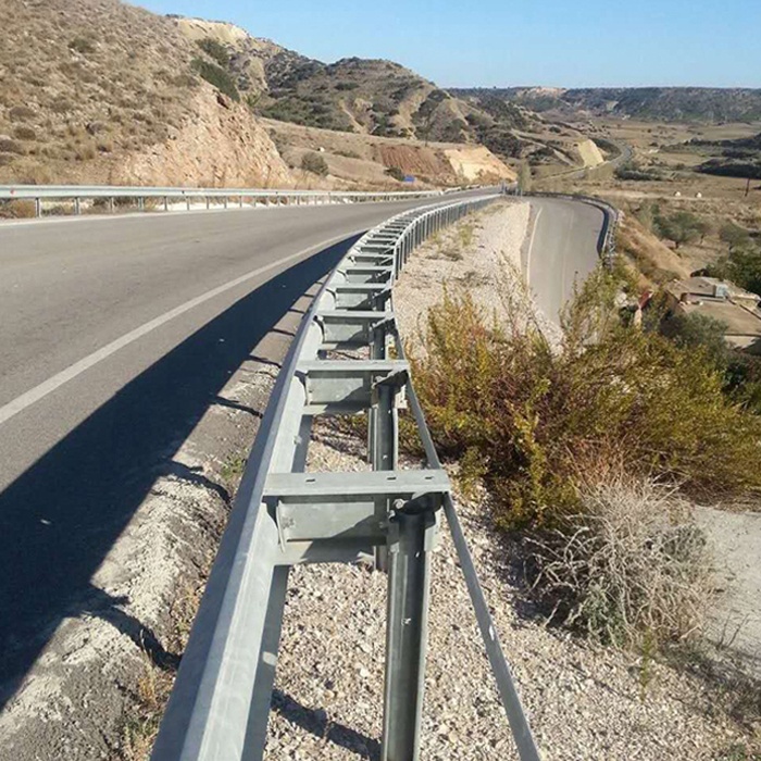 High Strength W Beam Highway Guardrail for Road Safety Long Life Time and Anti-corrosion