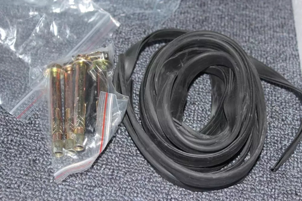 Polycarbonate Awning Brackets Black / Grey / White Frame Color Of Canopy PC Sheet