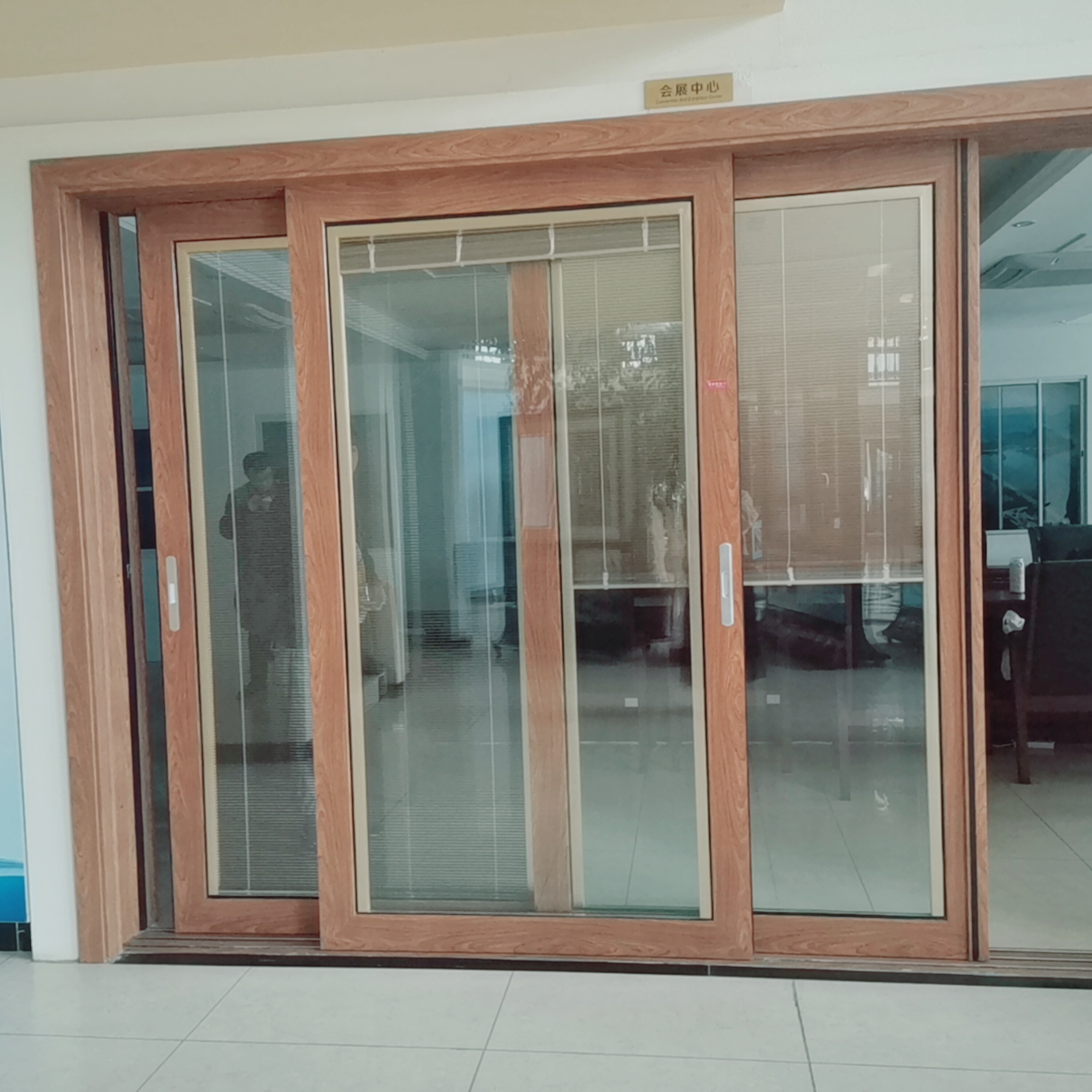 Tempered Glass Aluminum Sliding Patio Doors For Residential House Villa Exterior