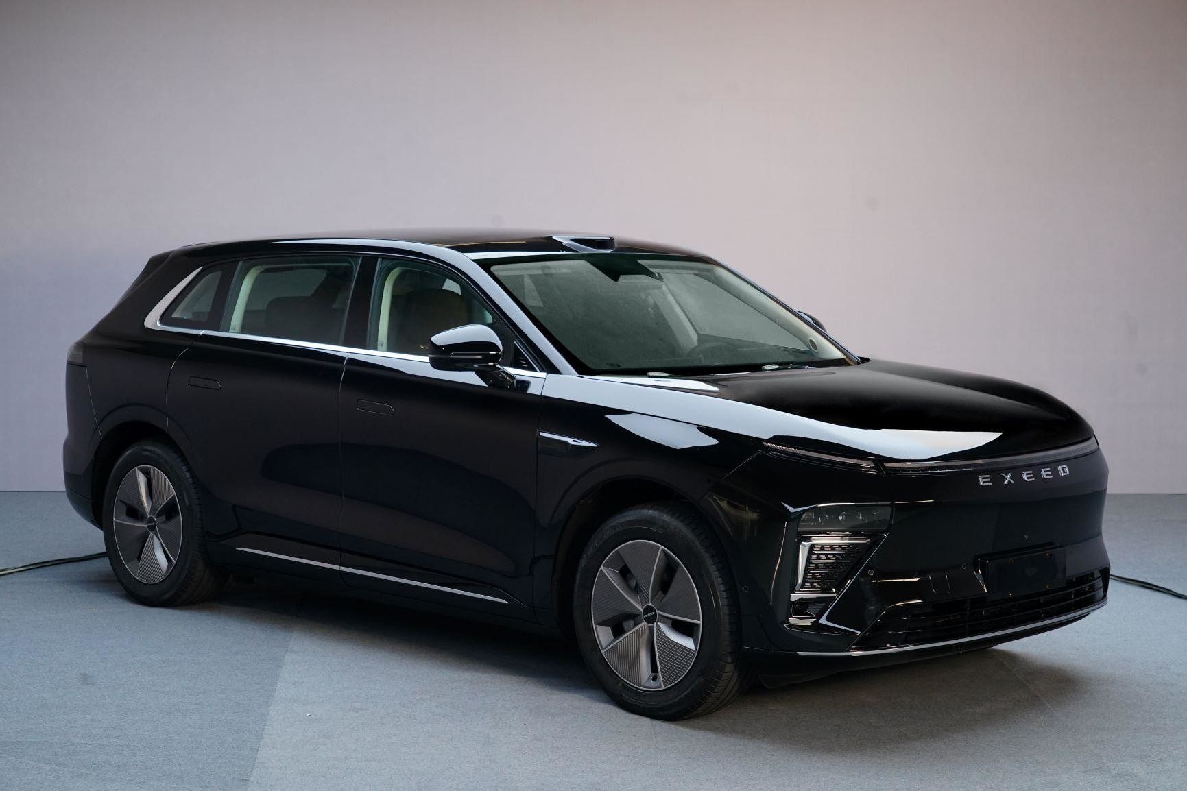 200km/h Chery Electric Car SUV EXEED ET 290 Nm Torque With Side hung door