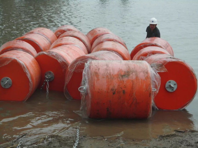 Excellent Weather Resistance EVA Foam Fender Swivel Included -30C To 80C For Boats