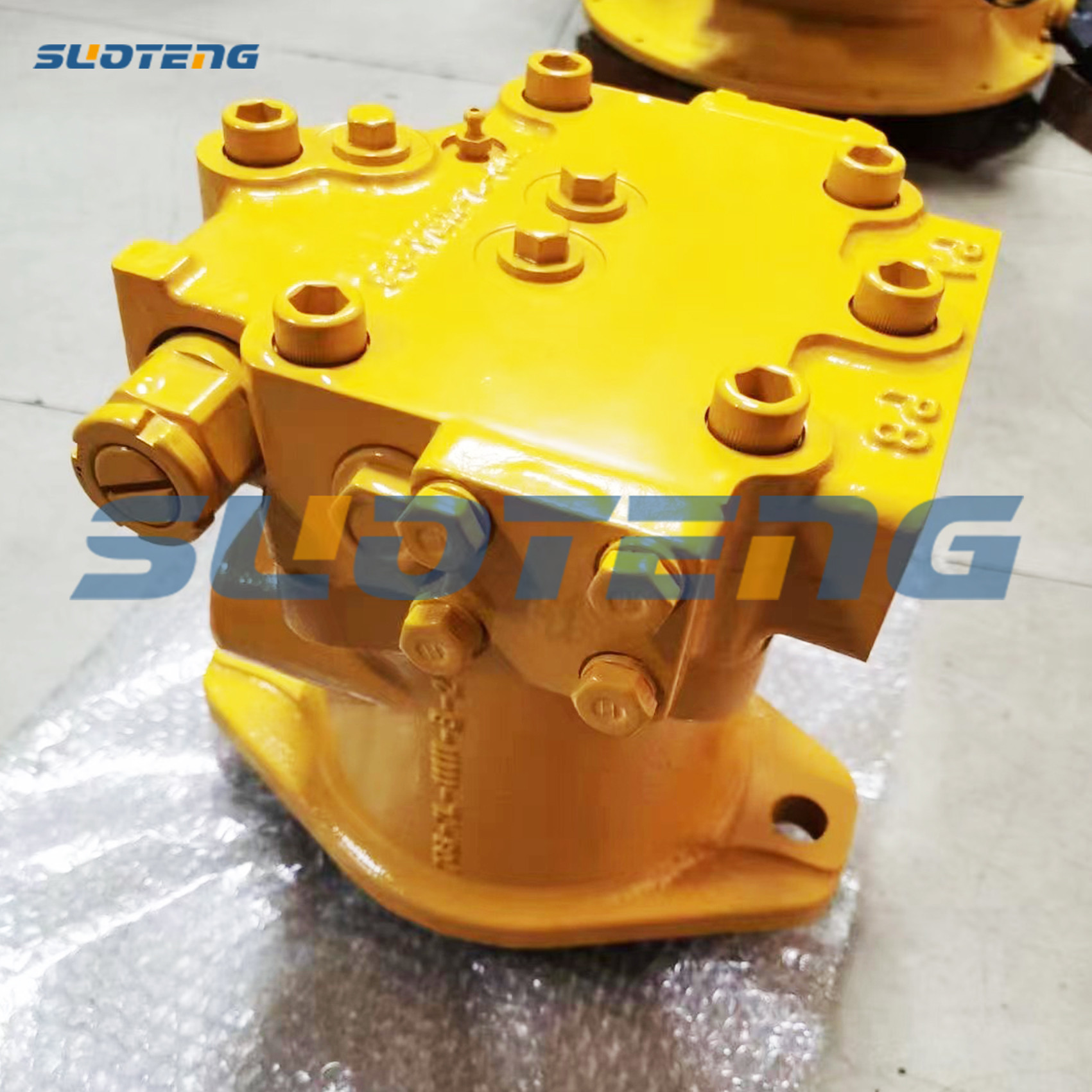 706-7H-01101 Motor Assembly For D155AX Bulldozer
