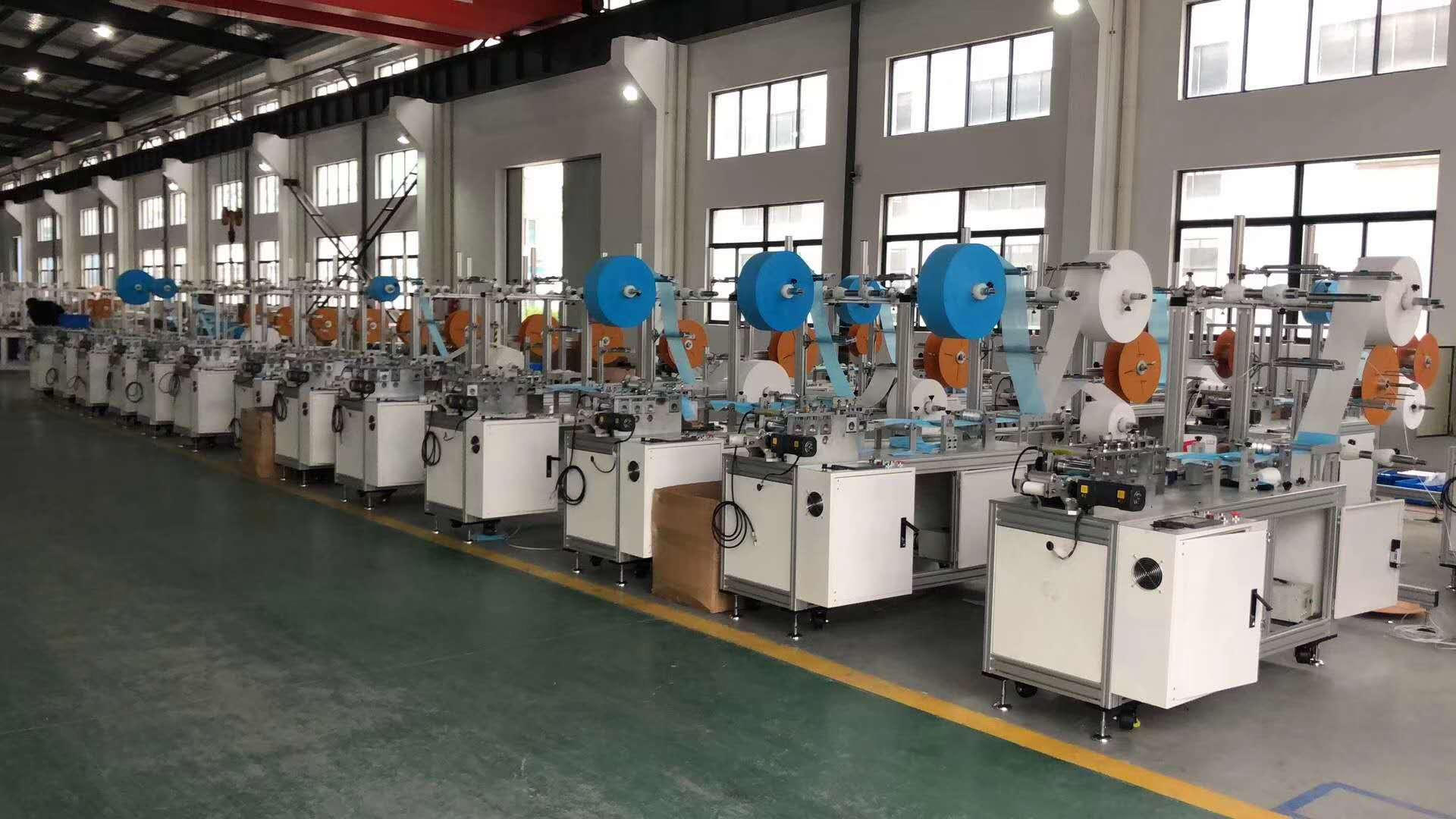 CE Non Woven Mask Making Machine Automatic Servo Control 200pcs/min