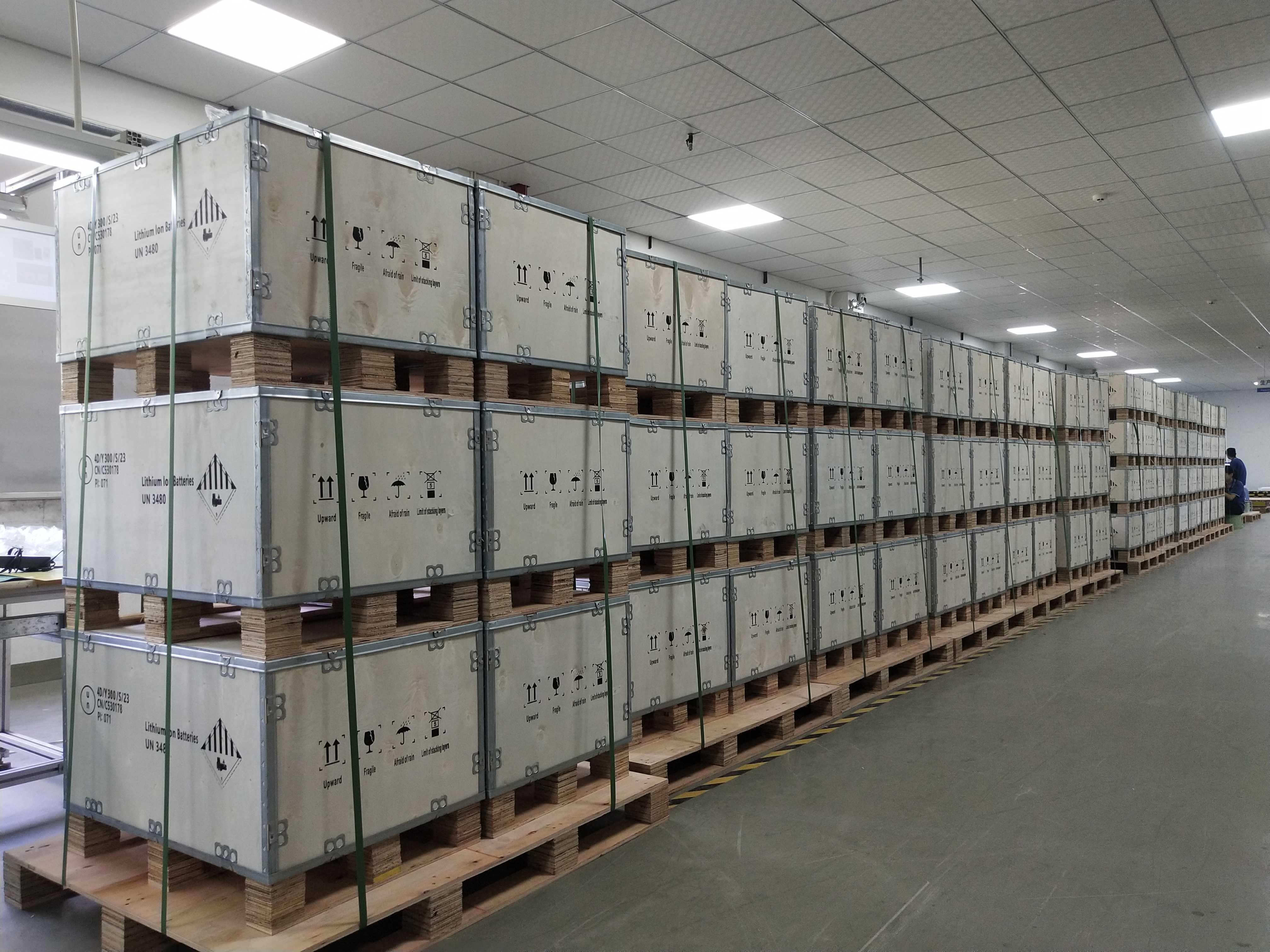 15Kwh 30Kwh 45Kwh 280Ah 560Ah 840Ah LiFePO4 Battery Backup for Hybrid Solar System
