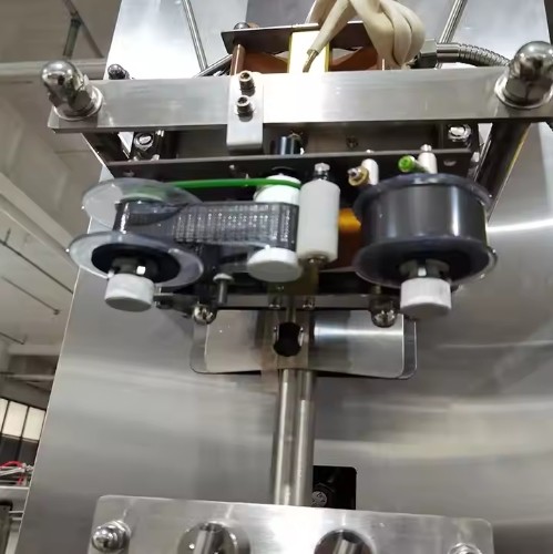 Beverage Bag Type Liquid Packaging Machine/Vertical Bag Type Liquid Packaging Machine