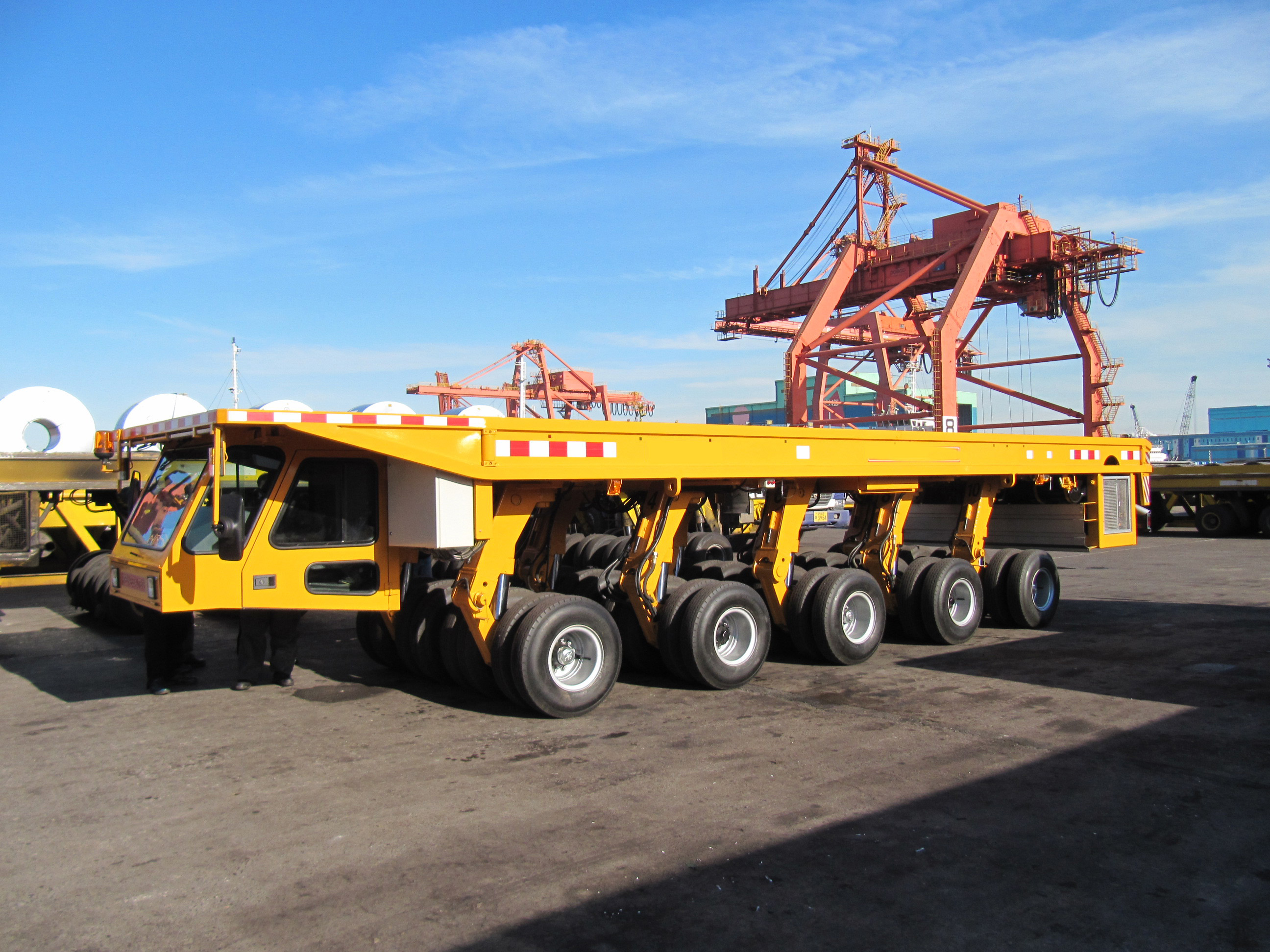 Truck Trailer 200 Ton 250 Ton-600 Ton Multi Axle Hydraulic Lowbed Lowboy Semi Trailer