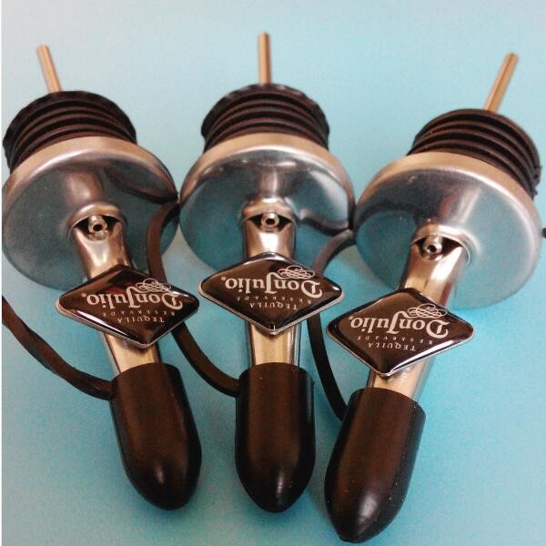 Custom LOGO Wine Pourer Stainless Steel Pourers for Oil Bottle, Good Quality and Competitive Price
