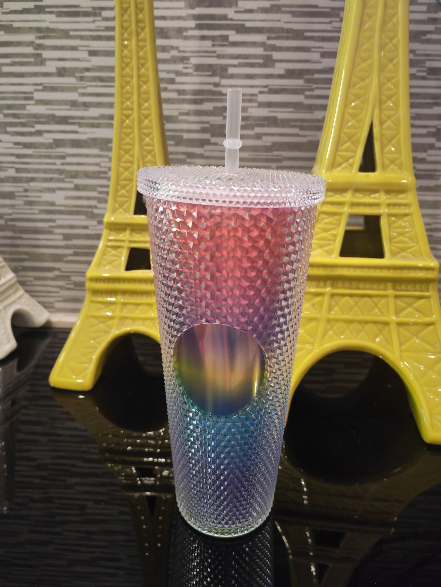 Studded Tumbler With Straw Tumblers With Lids And Straws Pink Tumbler With Straw Textured Cup BPA-Free Double-Wall Plastic Tumblers For Iced Coffee