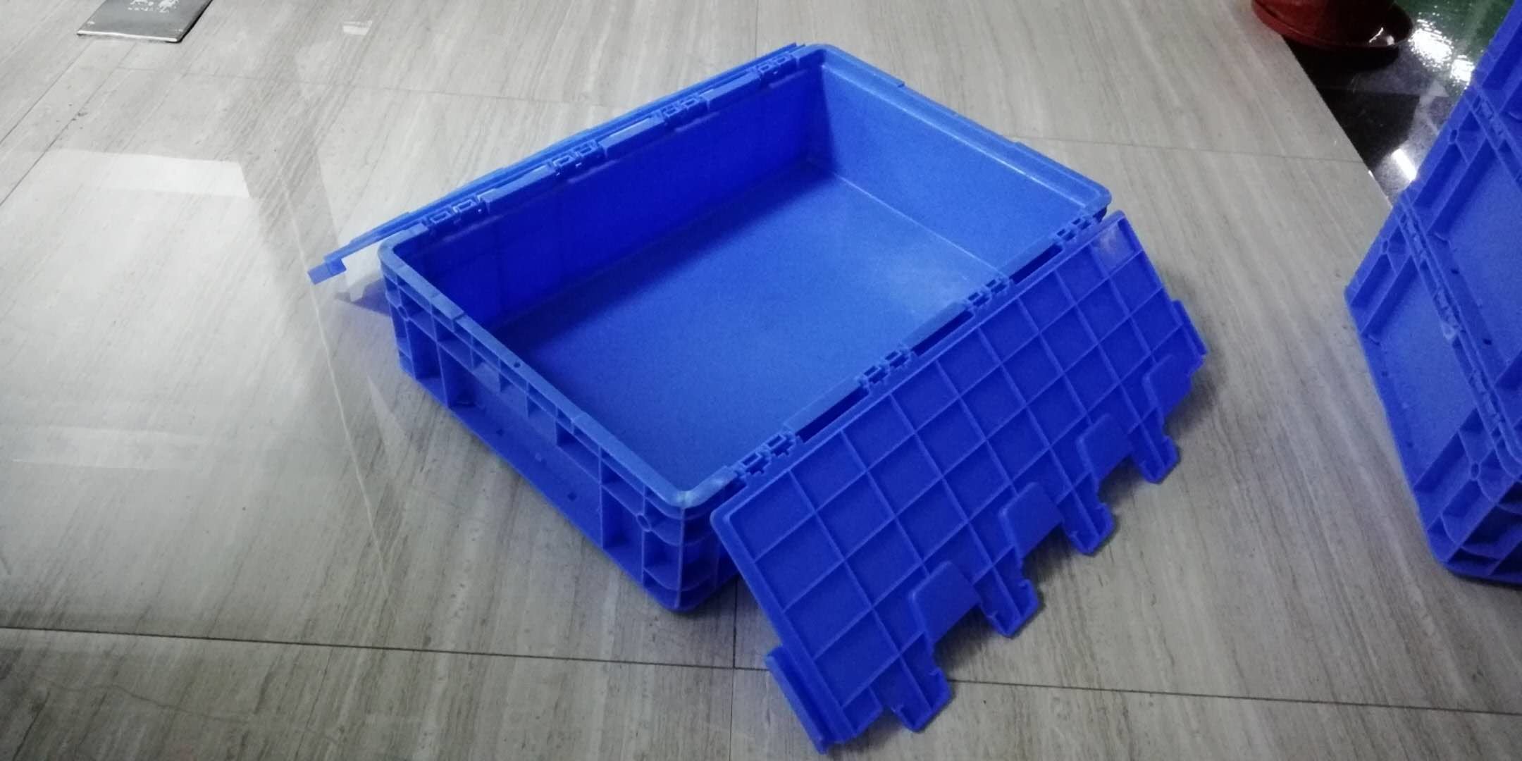 Hinged Lids Plastic Storage Tote Boxes Blue Color Stacking Turnovers