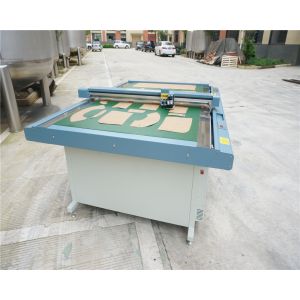 Multifunctional Flatbed Plotter Cutter Inkjet Cutter with Print Dimension 1500