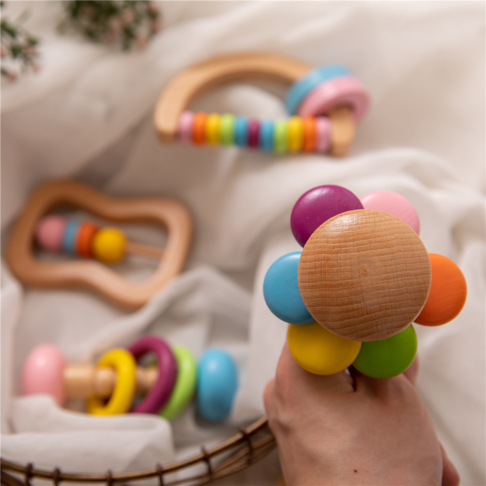 Rattle Soother 7.2cm Wooden Musical Toys Childrens Wooden Instruments