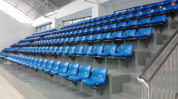 Outdoor Heavy Duty Plastic 2kg Stadium Bucket Seats Wall Mounted