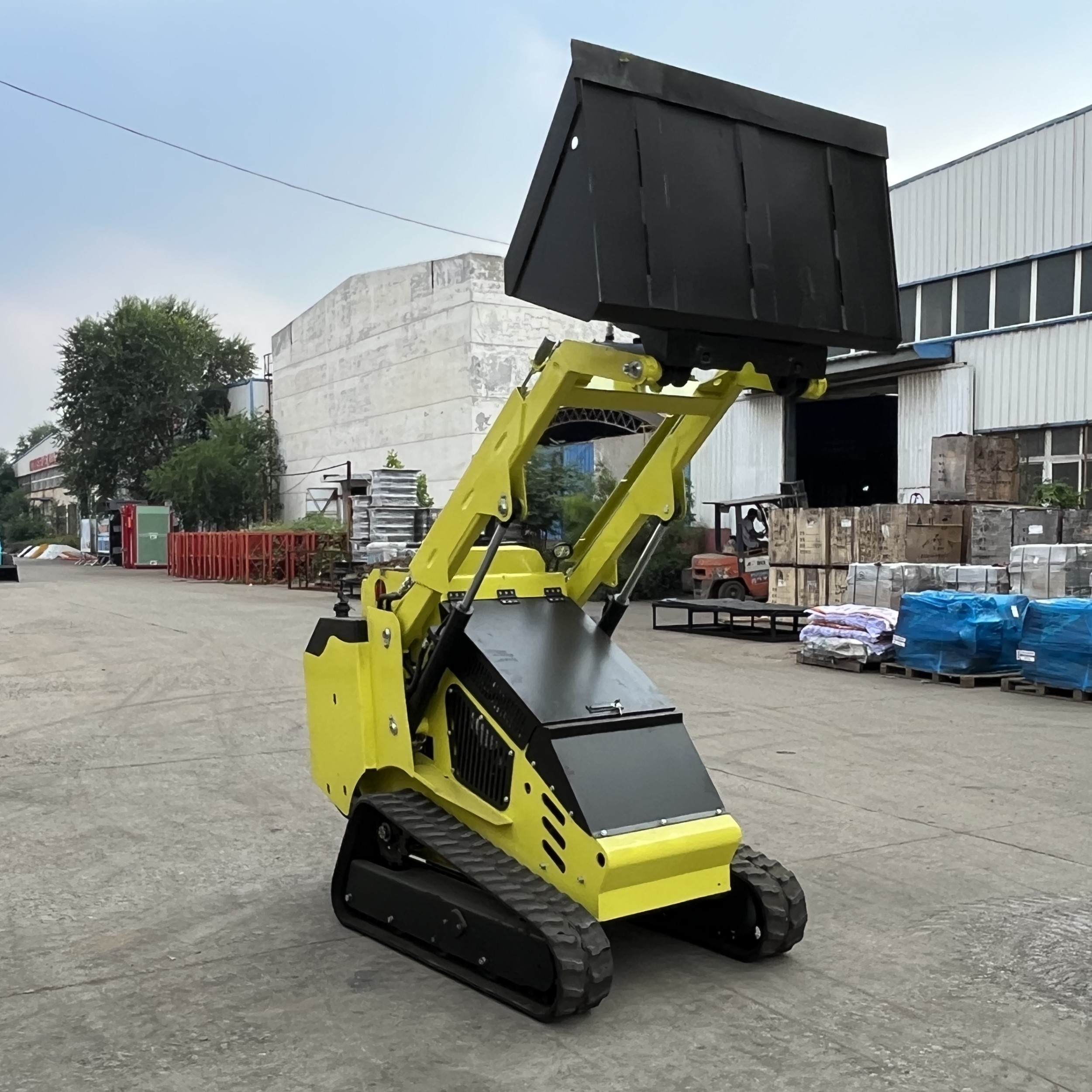 Directly Sell 18.2kw Mini Crawler Skid Steer Loader with 1069 kg Machine Weight
