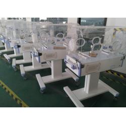 China Air Mode Hospital Infant Incubator Microprocessor Based Servo Controlled Temperature System for sale