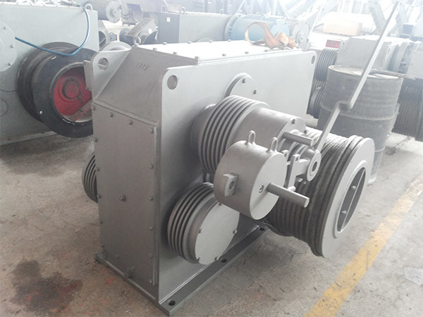 IACS Approved SOLAS 70KN, 95KN Offshore Platform Davit For Lifeboat