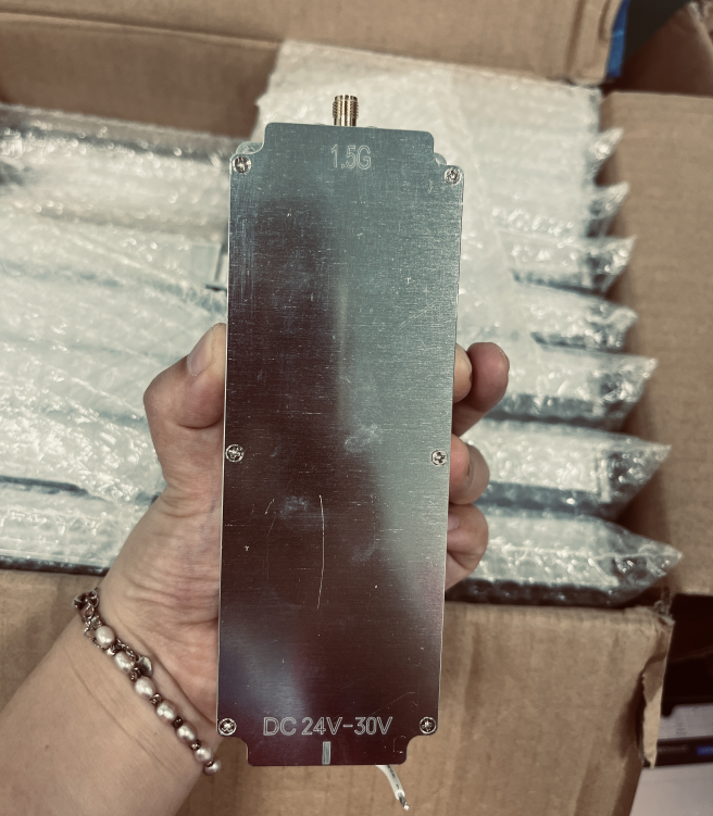 0.9G 1.5G 2.4G 5.8G Signal Source Drone Interference Module with SMA/N Connector Type