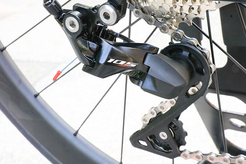 22 Speed Carbon Road Bike With 700*25C Tire And Disc Brake 31.8*420 Carbon Handlebar