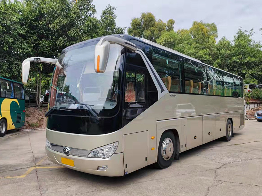 2017 Yutong 46 Seats Used Luxury Coaches Euro 5 Left Hand Drive Diesel