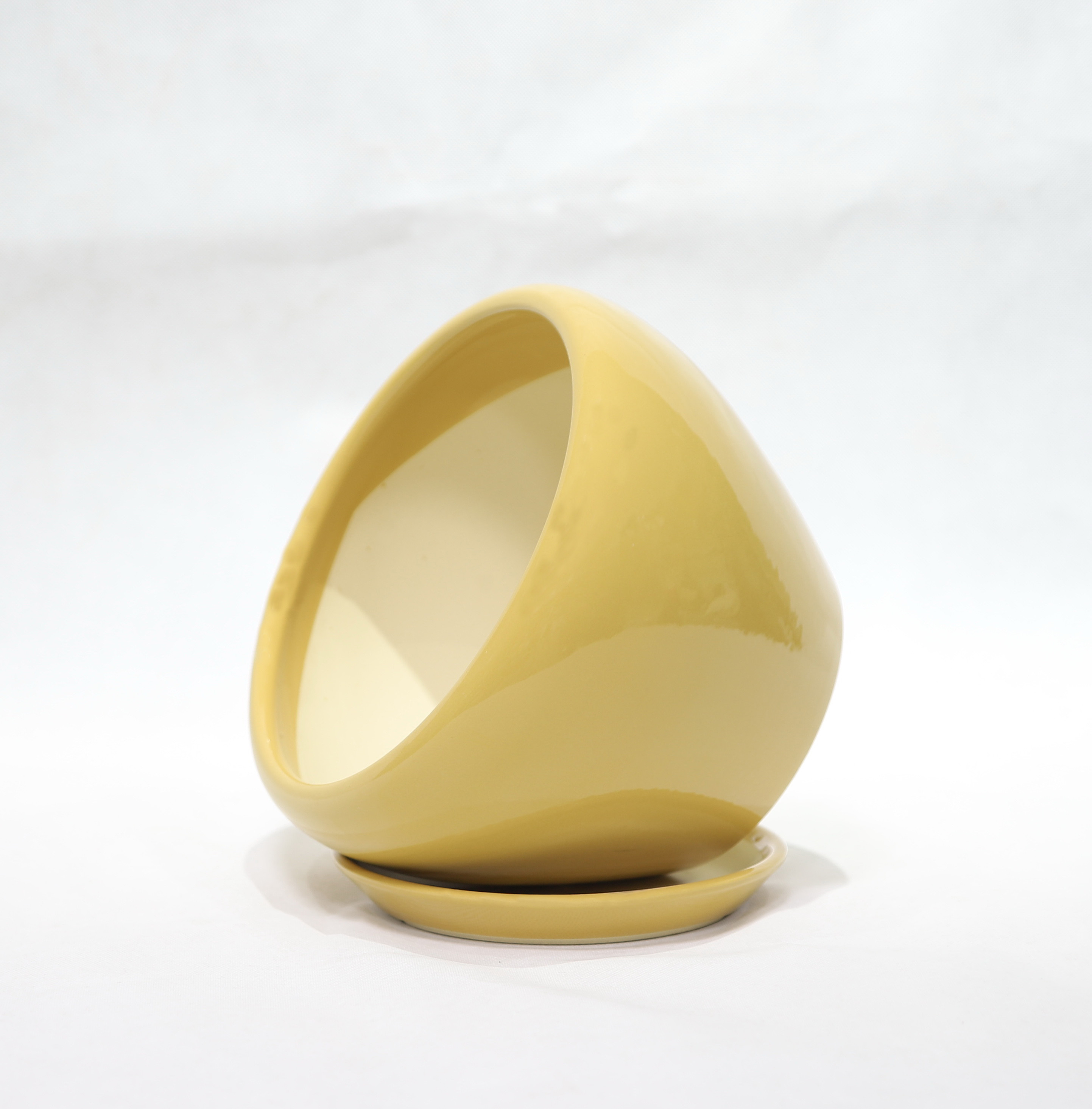 Add A Touch Of Elegance To Your Plants With Our Beautiful Ceramic Pots Various Designs Available