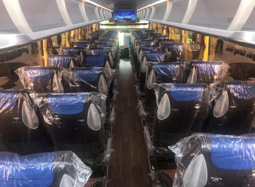 2021 Year 53 Seats New Arrival Kinglong XMQ6127cy New Coach Bus With Diesel Engine RHD Steering