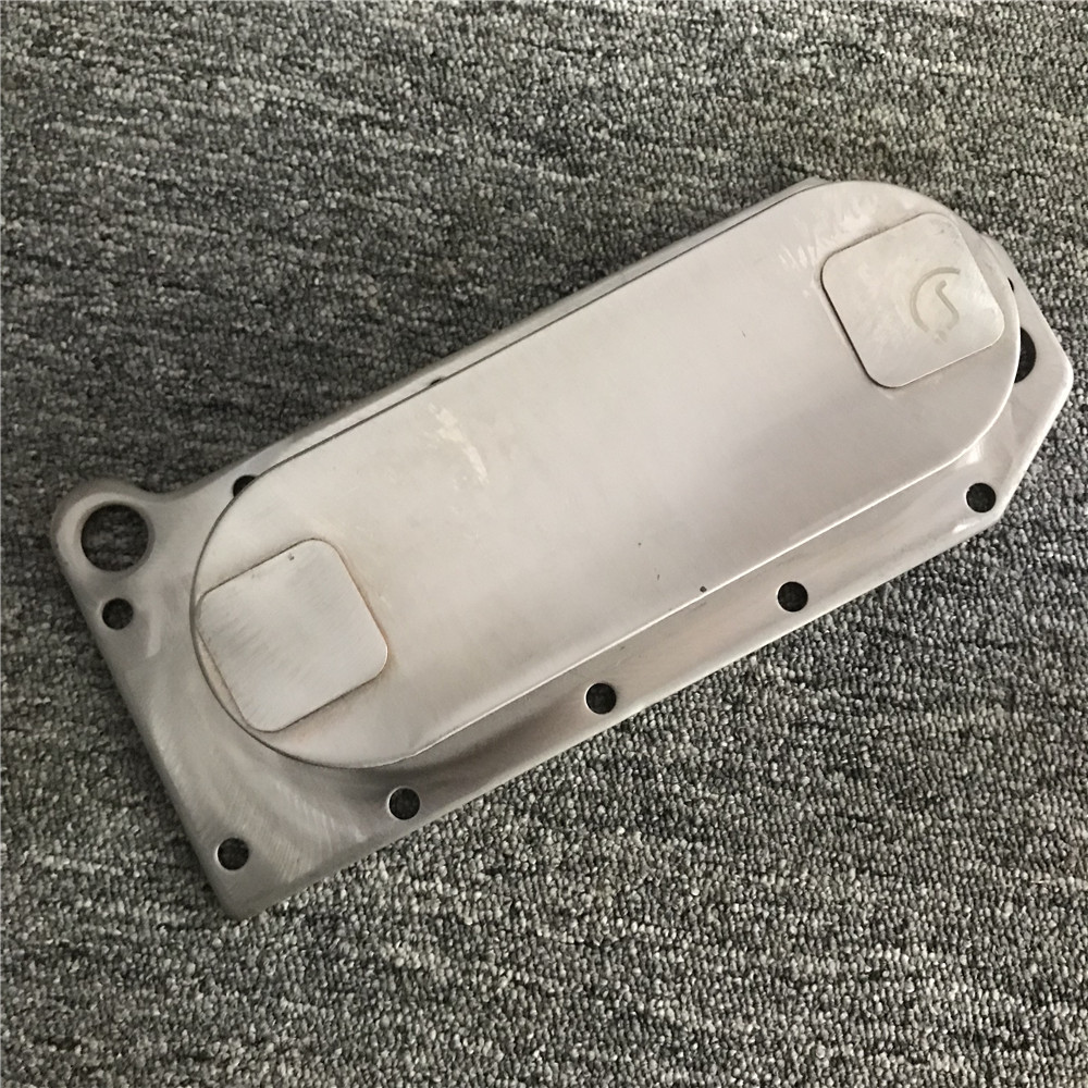 Excavator PC360-7 6D114 Engine Oil Radiator Core Side Cover Cummins Engine Parts