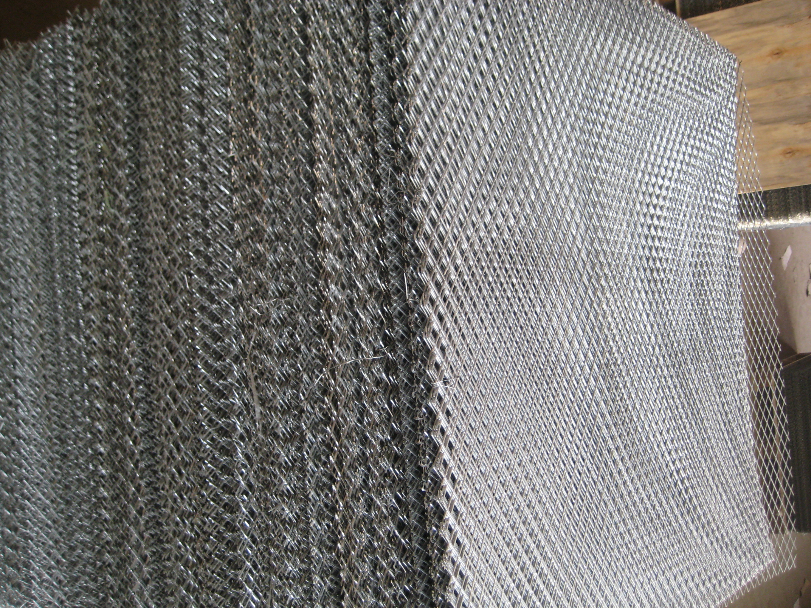 Hexagonal Expanded Metal Lath Sheet / Aluminium Mesh Gutter Guard Anodized