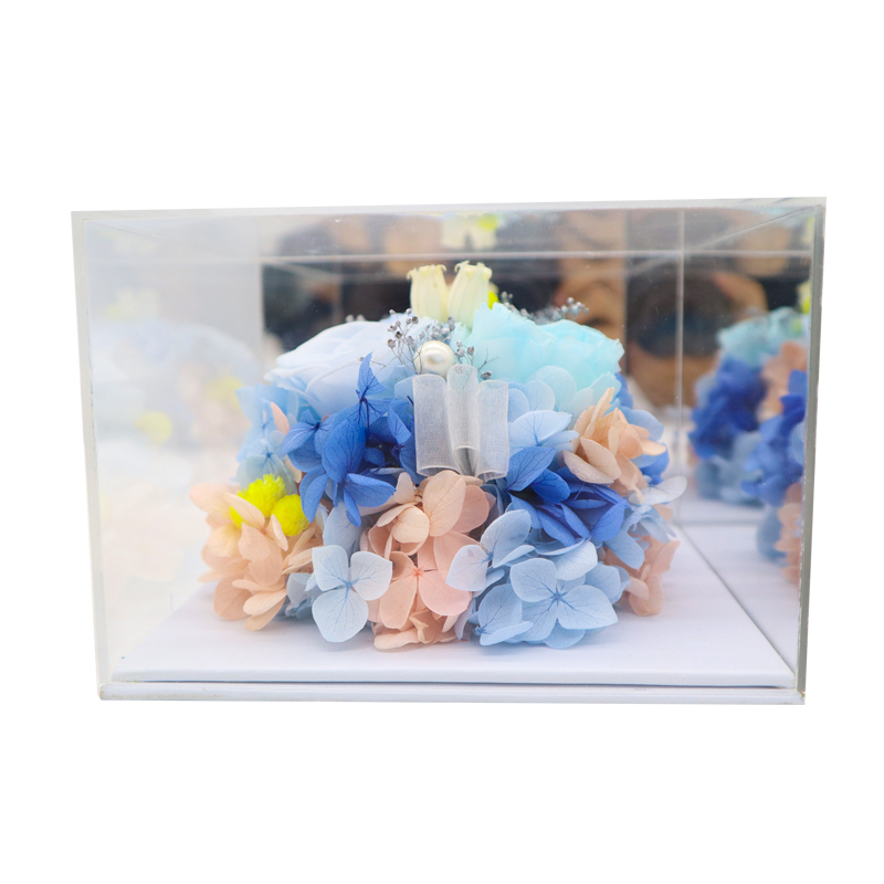 Environmental Friendly Luxury Flower Box Keeping The Fresh Of The Love Forever