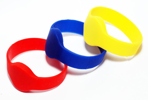 Proximity NFC Silicone Wristbands 13.56mhz RFID Chip Wristband For Children And Adults