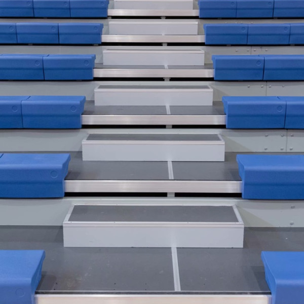 Manual Controlled HDPE Retractable Bleacher Seating Retractable Auditorium Seating