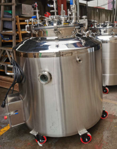Easy Clean Stainless Steel Softgel Medicine Storage Tanks Mirror Polishing