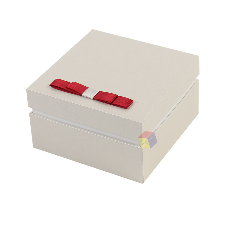 Cardboard Fashionable Watch Gift Box Customizable With Pillow Insert