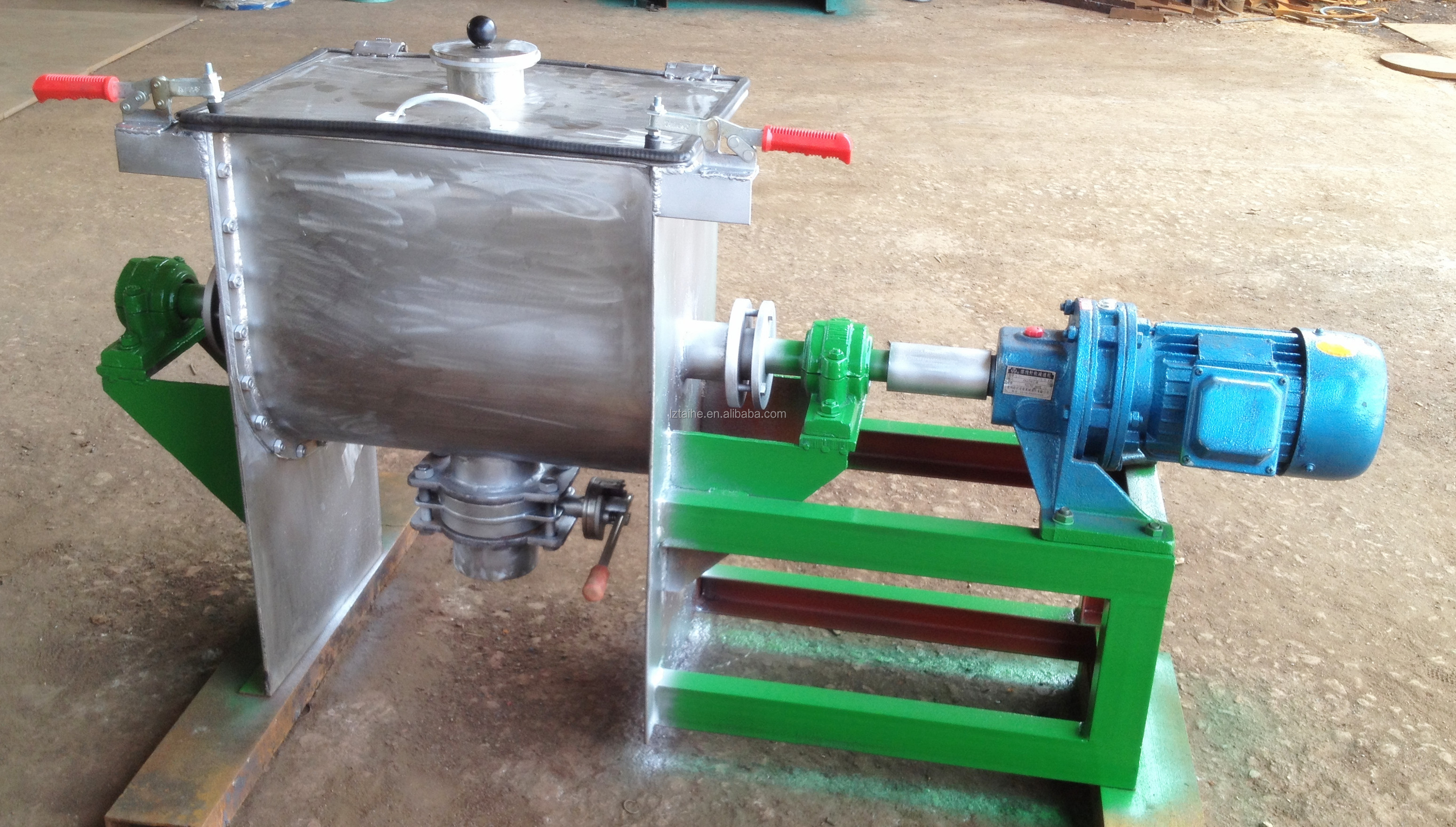 Horizontal Feed Mixer 1000L Double Helical Ribbon for Food Powder and Animal Feed